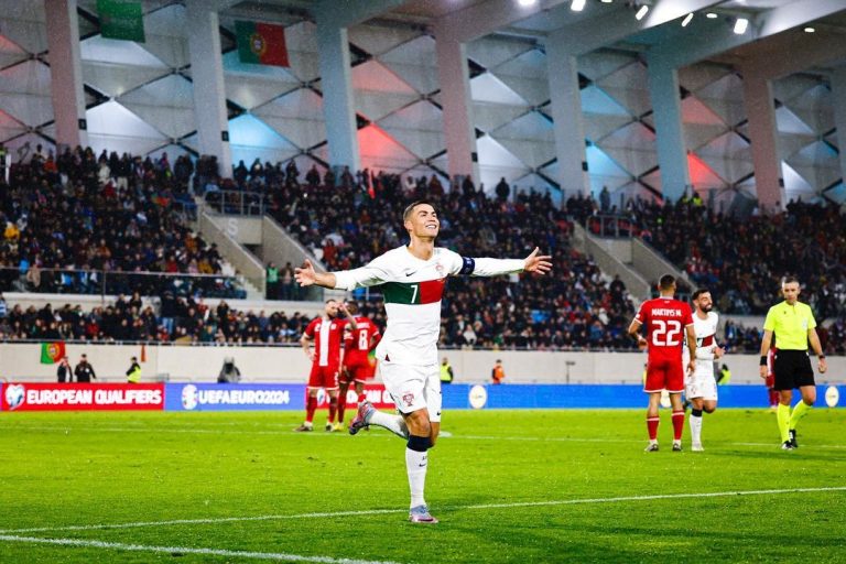 Sabe quanto é que Cristiano Ronaldo faturou em 2023? Cristiano Ronaldo - Instagram