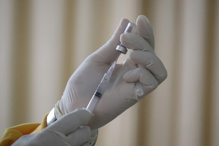 Milhões de vacinas contra a Covid-19 foram descartadas Vacinas (Covid-19) - New Men