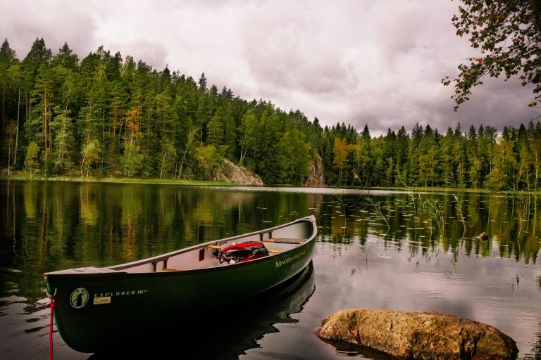 O país mais feliz do mundo está a oferecer viagens grátis? Finlândia é o país mais feliz do mundo - New Men
