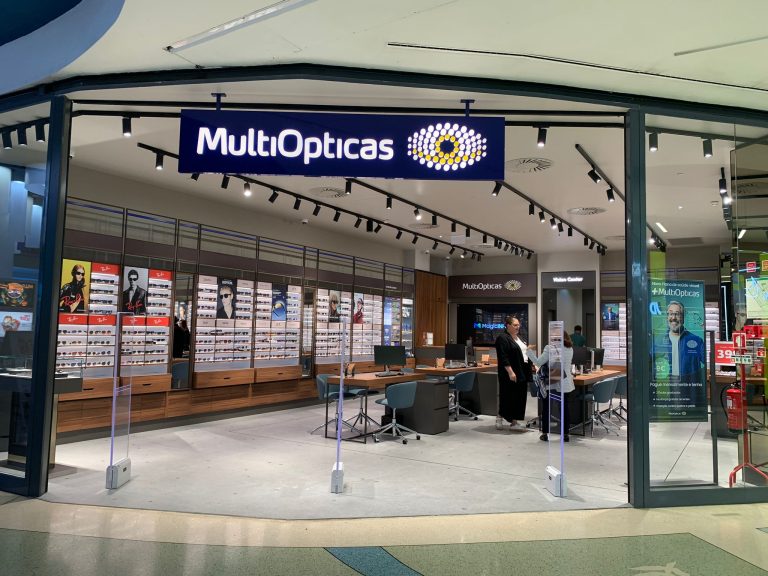MultiOpticas inaugura loja com novo conceito