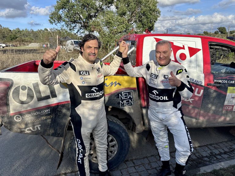 O piloto New Men, Fernando Barreiros, segura liderança mundial, mas problema trava vitória em Portalegre