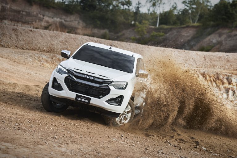 Isuzu D-Max 2026 recebe novo motor 2.2